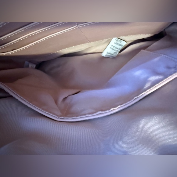 Poppy & Peonies Everyday Cross body bag with gold hardware in Camel- EUC - Picture 7 of 9